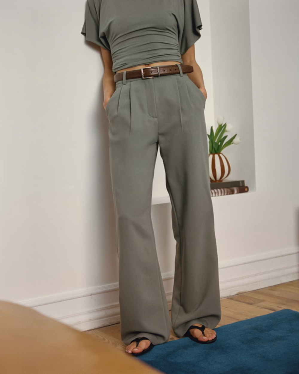 Abercrombie & Fitch Sloane Tailored Wide Leg Pants Olive Green 27/4R